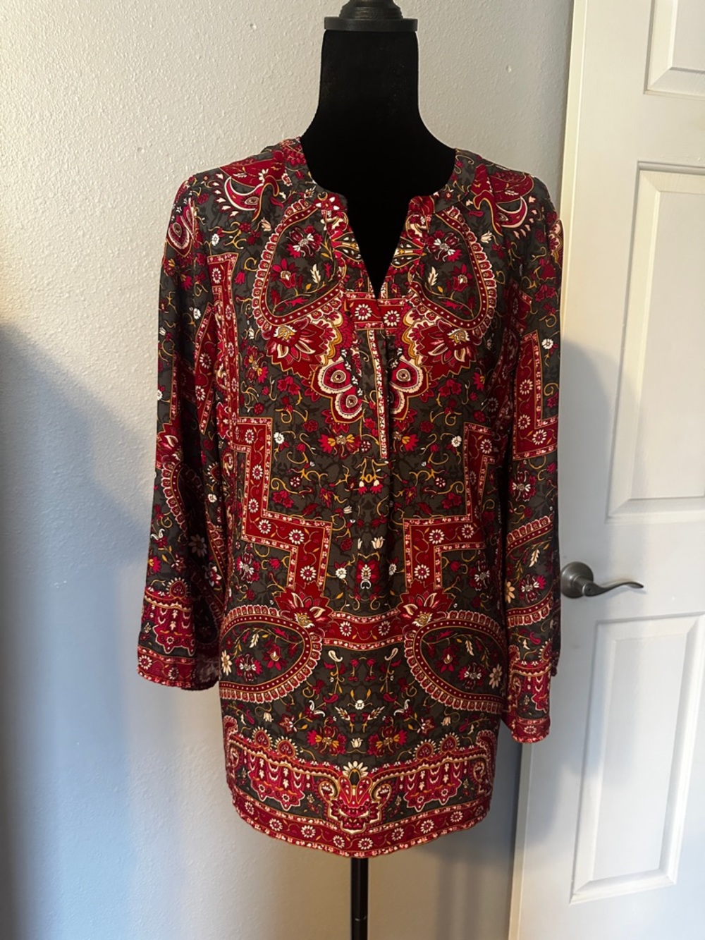 Violet & Claire Red and Black Paisley Blouse